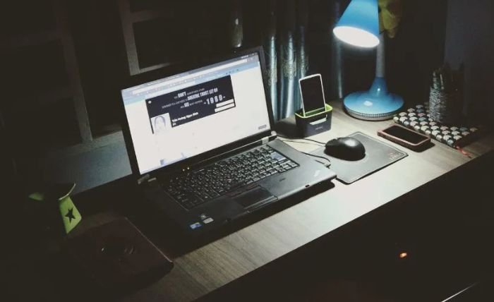 Website vs Social Media: 10 Reasons Your Business Needs a Website First